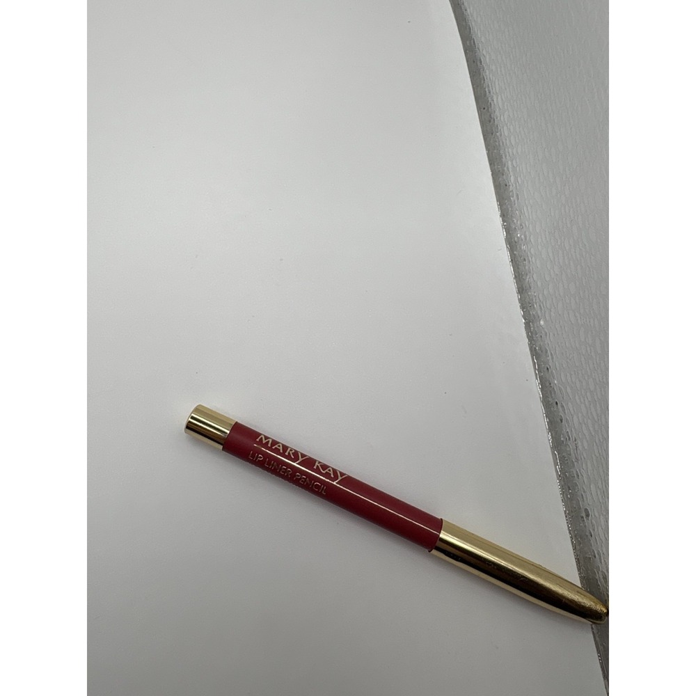 Mary Kay STRAWBERRY Lip Liner WOOD Pencil VINTAGE, DISCONTINUED, RARE